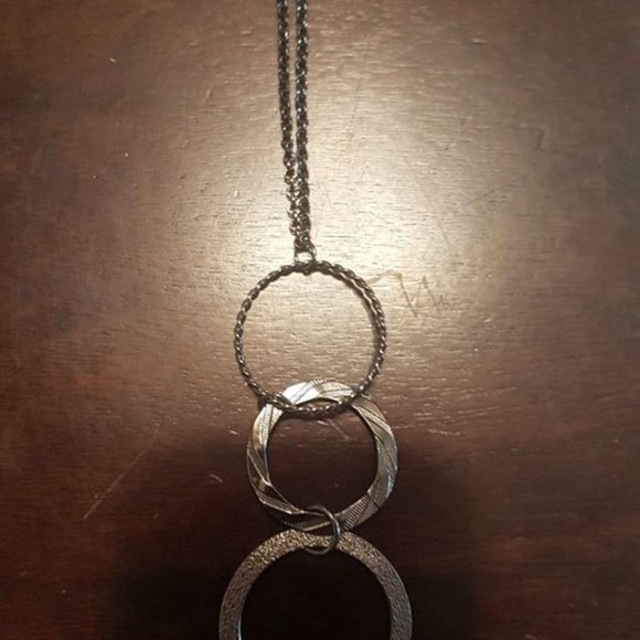 💎 3 /$20💎 Forever 21 Large Ring-link Necklace - Picture 6 of 8